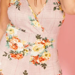 Asoph Plus Size Floral Plaid Cropped Cami Jumpsuit -Femme Avid Sales Store 2005456 186 4