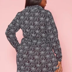 Plus Size Dainty Floral Collar Mini Dress -Femme Avid Sales Store 2018689 001 2