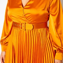 Plus Size Pleated Maxi Flare Dress -Femme Avid Sales Store 2019068 001 6