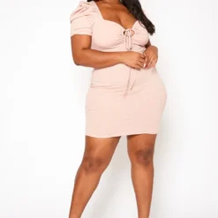 Plus Size Sweetheart Neck Bodycon Mini Dress