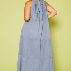 Plus Size Halter Neck Flare Maxi Dress -Femme Avid Sales Store 2020627 001 4