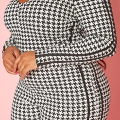 Plus Size Houndstooth Plaid Jumpsuit -Femme Avid Sales Store 2021000 001 5