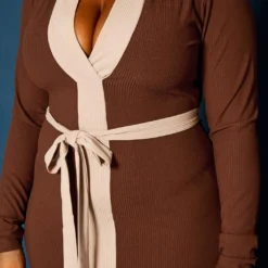 Plus Size Ribbed Knit Color Trim Midi Dress -Femme Avid Sales Store 2021288 001 4
