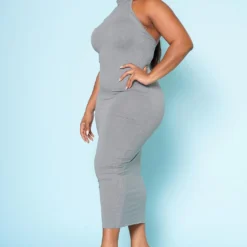 Plus Size Halter Neck Bodycon Midi Dress -Femme Avid Sales Store 2022506 002 2