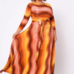 Plus Size Wave Pattern Fit & Flare Maxi Dress